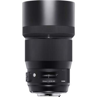 Объективы - Sigma 135mm f/1.8 DG HSM Art lens for Canon 240954 - купить сегодня в магазине и с доставкой