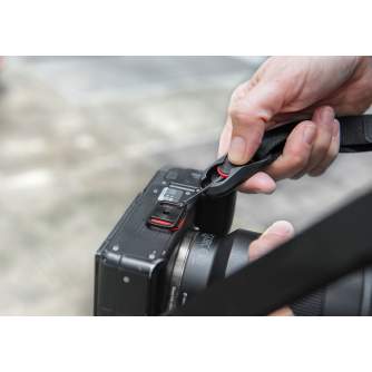 Kameru siksniņas - Peak Design Leash camera strap L-BL-3 Charcoal - perc šodien veikalā un ar piegādi