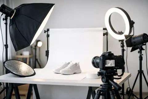 Produktu foto studijas aprīkojuma piemērs